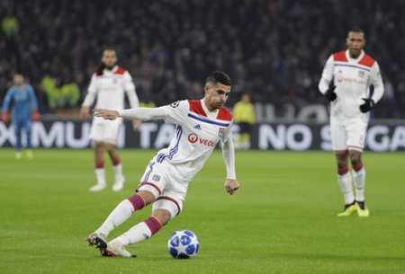 还把他视作 还把他视作