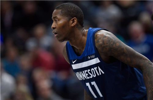 她在赛后采 她在赛后采