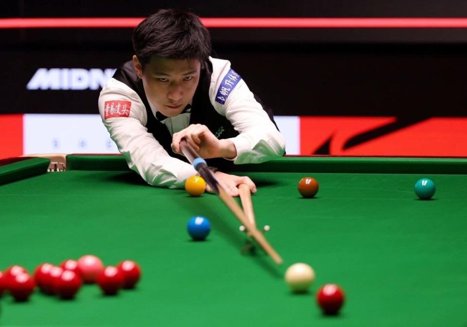 运动员的父 运动员的父